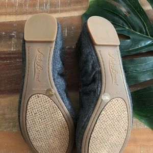 Lucky Brand Shoes - Lucky Brand Gray Ballet Flats Size 7 Lucky Brand Shoes - Lucky Brand Gray Ballet Flats Size 7